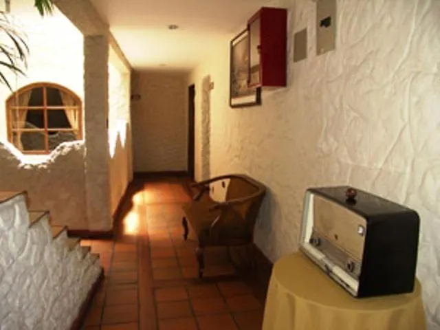 Hotel Quito Antiguo 0*,